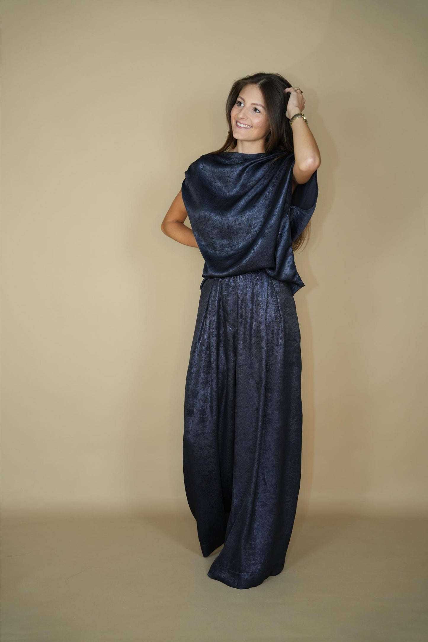 Feline Shiny Sapphire Top