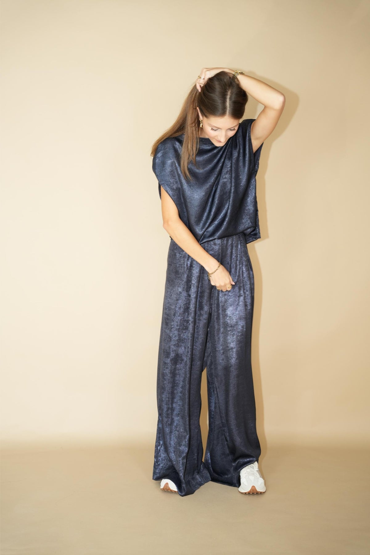 Feline Shiny Sapphire Top