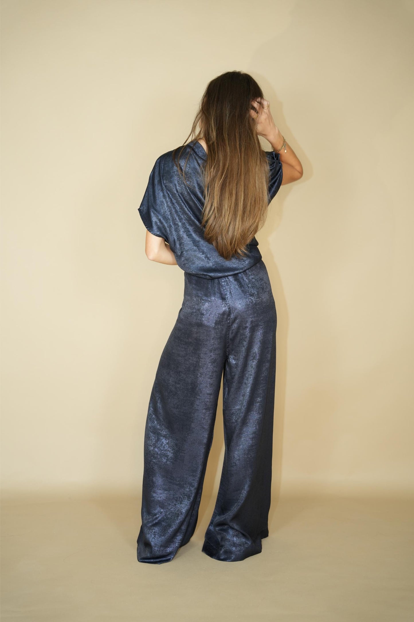 Feline Shiny Sapphire Top