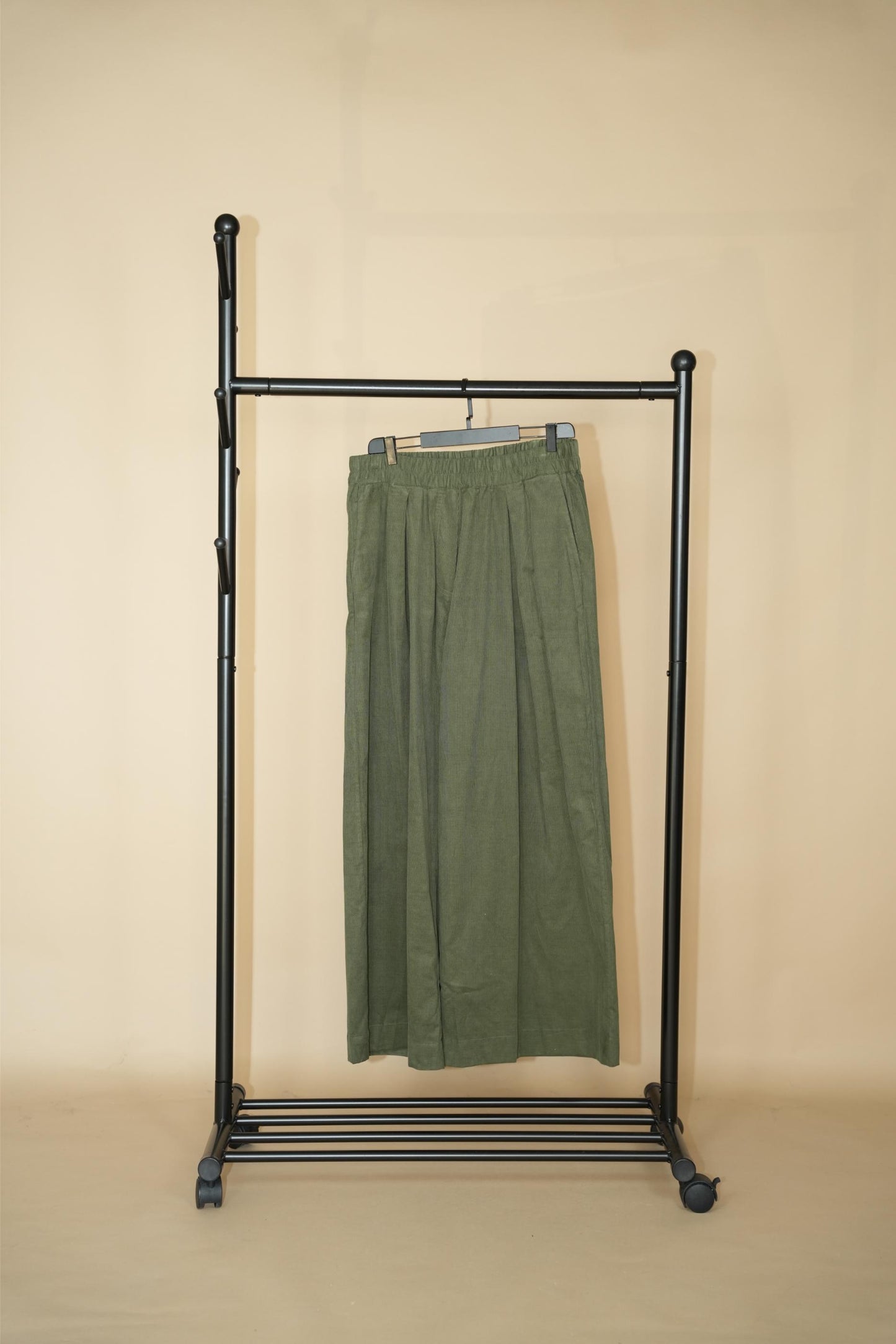 Freddy Olive - Fine Corduroy